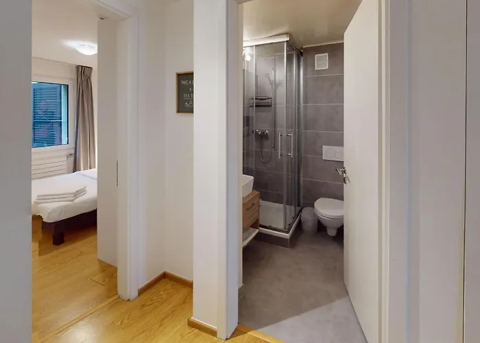 Fresh And Bright 1-bedroom Centre - Al11 *