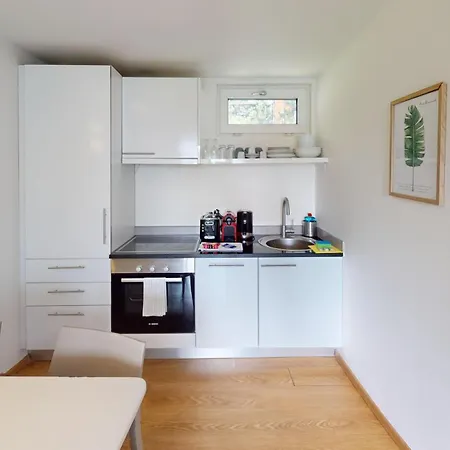 Апартаменти Fresh And Bright 1-bedroom Centre - Al11 Лозанна